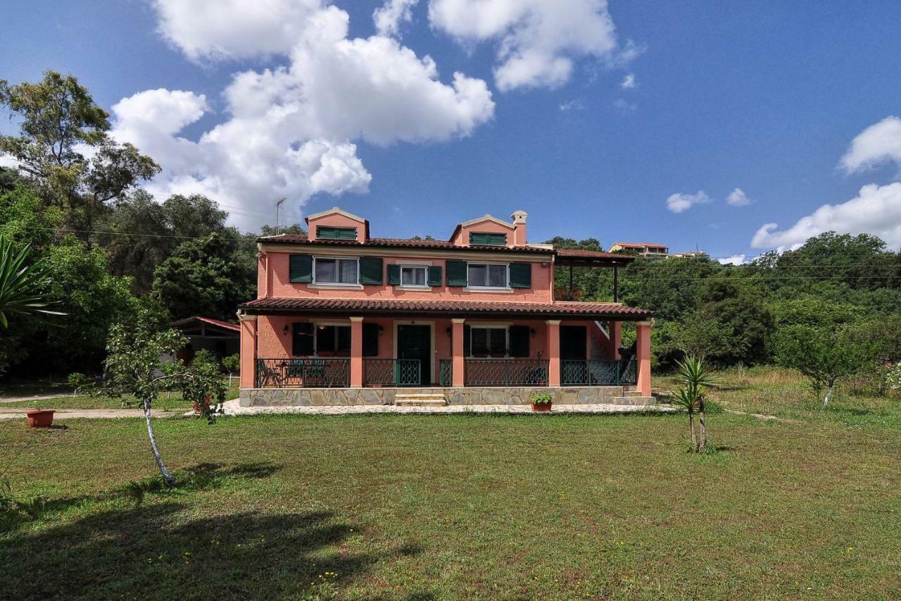 Christiana'S Home Next To Dassia Beach Exterior foto