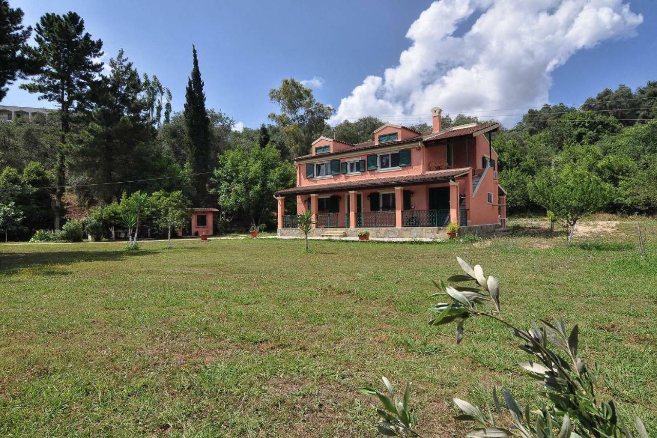 Christiana'S Home Next To Dassia Beach Exterior foto